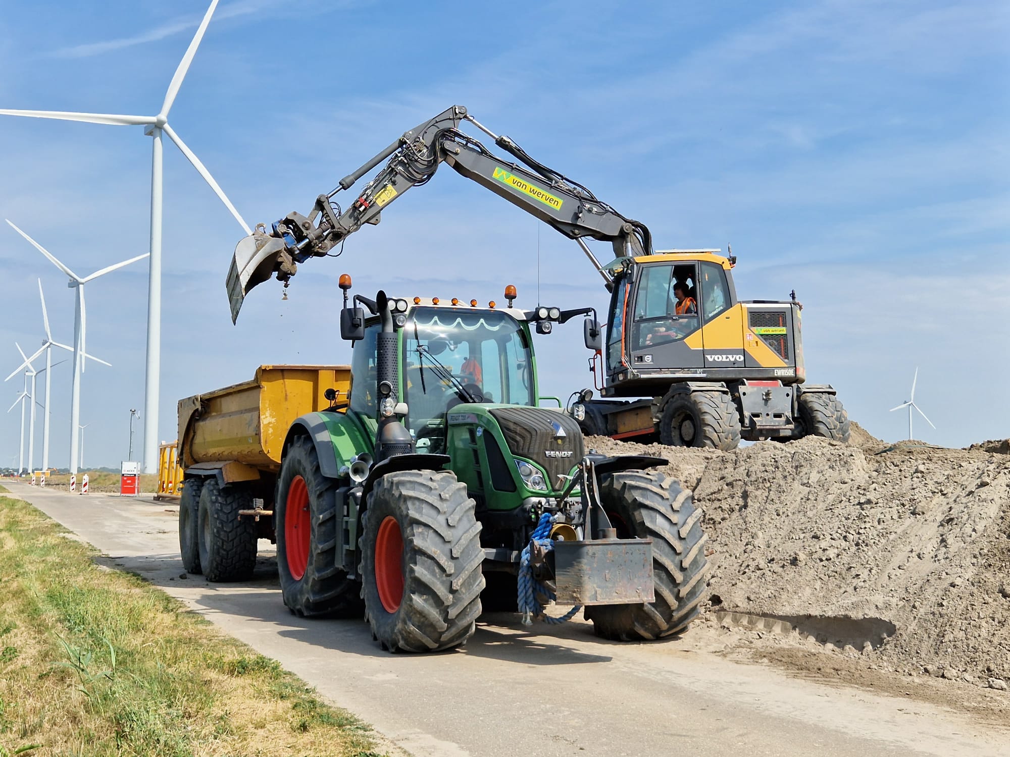 Arno Wolfsen en Gerjen Wolfsen bij windplan groen